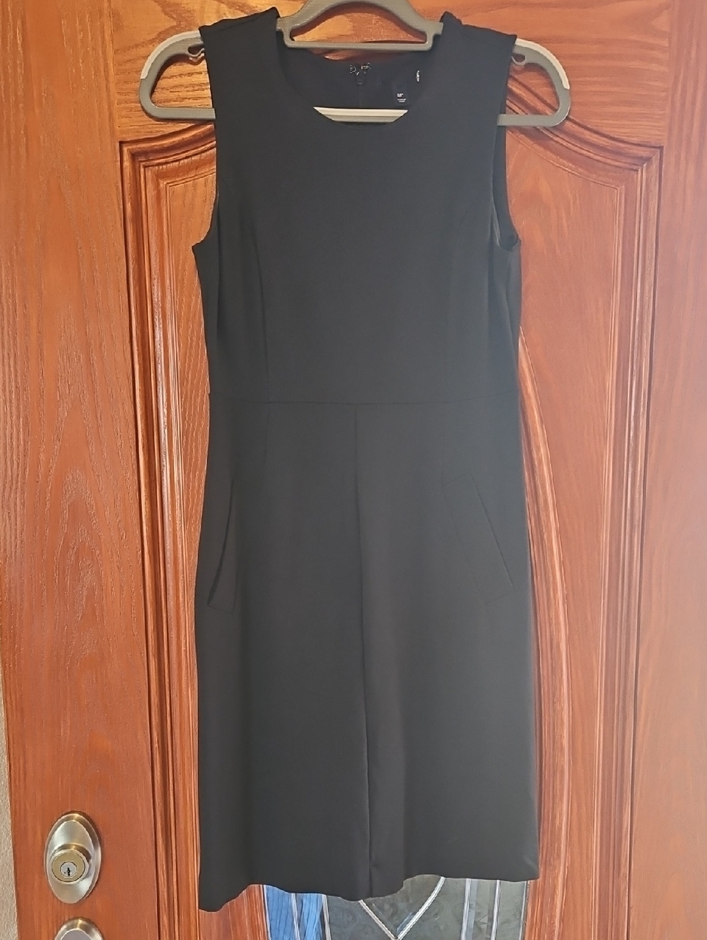 Lands' End Black Sleeveless Midi Shift Dress
